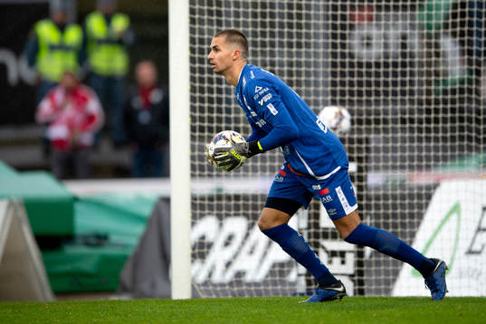 Degerfors målvakt Alfie Malik Whiteman