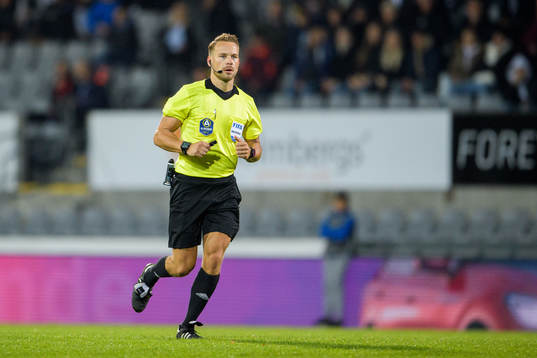 Domare Kristoffer Karlsson
