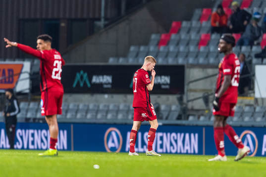 Östersunds Malcolm Stolt deppar