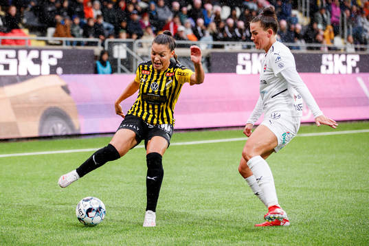 Häckens Johanna Rytting Kaneryd och Rosengårds Katrine