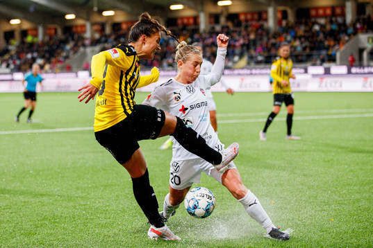 Häckens Johanna Rytting Kaneryd och Rosengårds Mia Persson