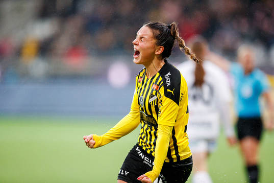 Häckens Johanna Rytting Kaneryd jublar