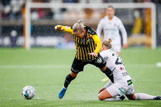 Häckens Filippa Curmark och Rosengårds Mia Persson