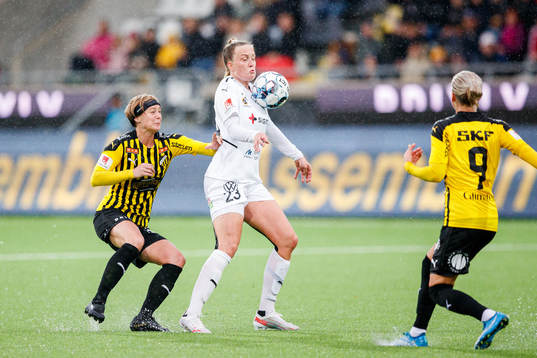 Häckens Luna Nörgaard Gevitz och Rosengårds Stefanie