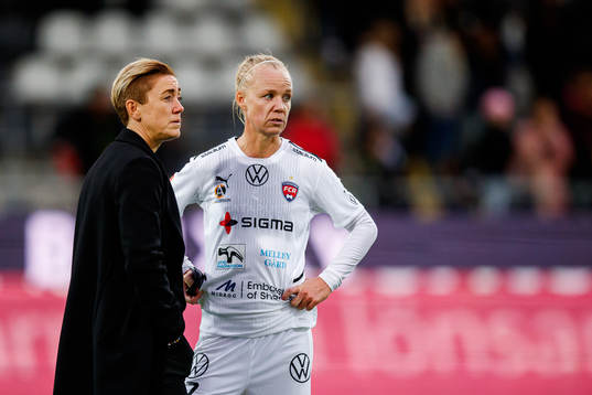 Rosengårds sportchef Therese Sjögran och Caroline Seger