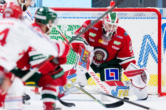 Frölundas målvakt Matthew Tomkins