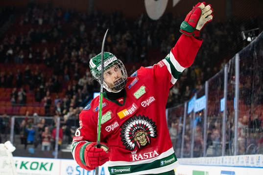 Frölundas Stefan Elliot jublar och tackar publiken
