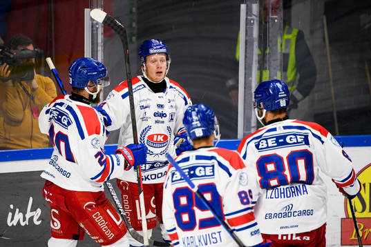 Oskarshamns Fredrik Olofsson jublar