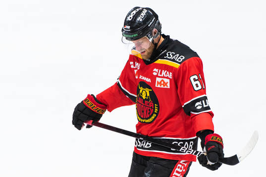 Luleås Linus Omark deppar