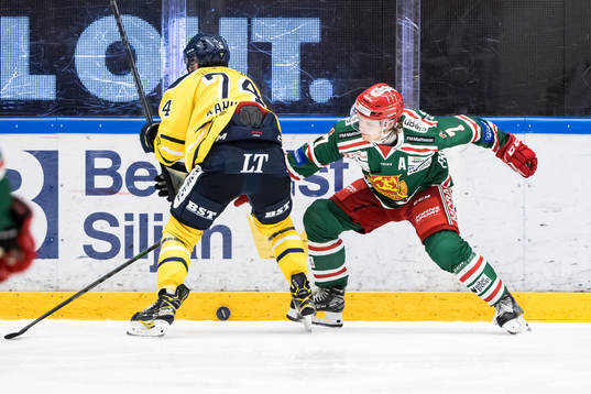 Södertäljes Rasmus Kahilainen och Moras Isak Pantzare