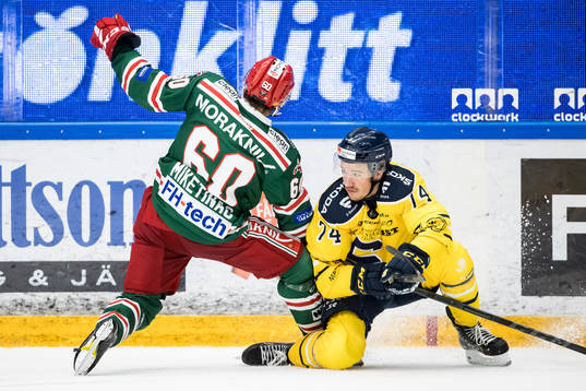 Moras Kalle Miketinac och Södertäljes Rasmus Kahilainen