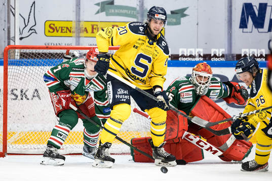 Moras Isak Pantzare och Södertäljes Tobias Lindberg