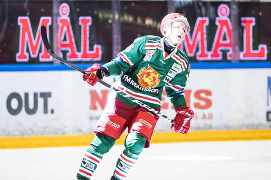Moras Emil Oksanen jublar