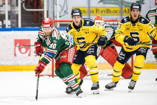 Moras Daniel Ljungren och Södertäljes Albert Sjöberg och