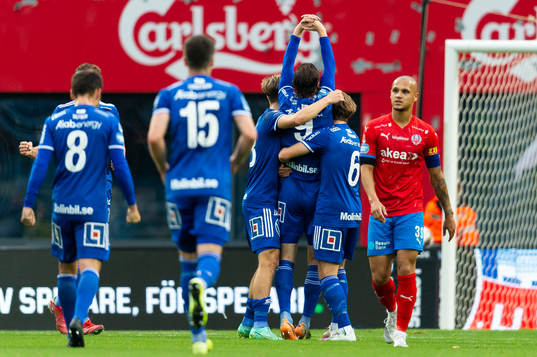 Sundsvalls Linus Hallenius jublar