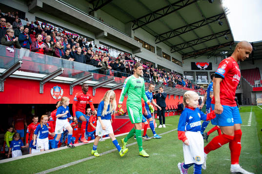 Helsingborgs målvakt Anders Lindegaard gör entré
