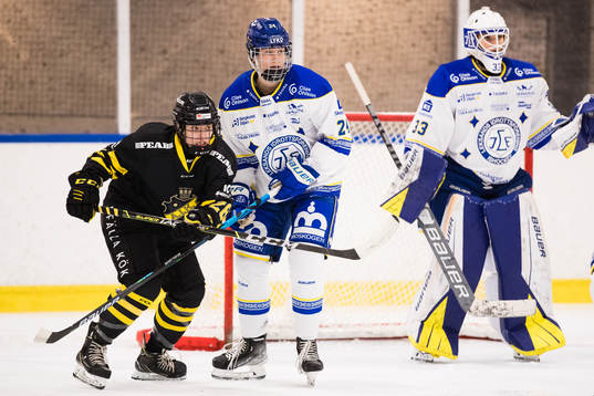 s Saana Valkama ochLeksands Ida Karlsson