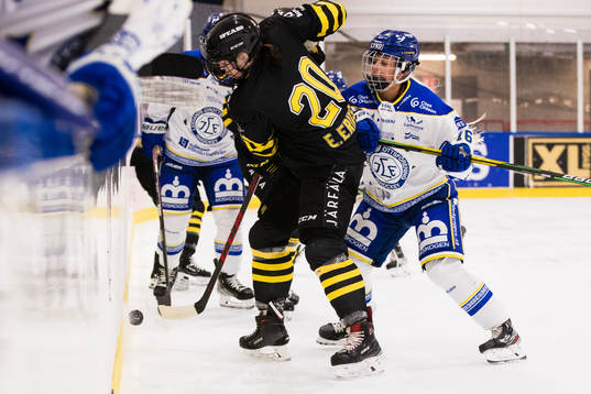 s Emma Eriksson och Leksands Jennifer Carlsson