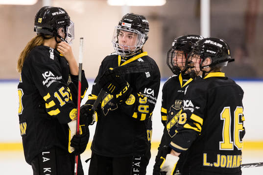 s Lindsey Donovan, Sarah-Eve Coutu-Godbout, Linnea Hedin