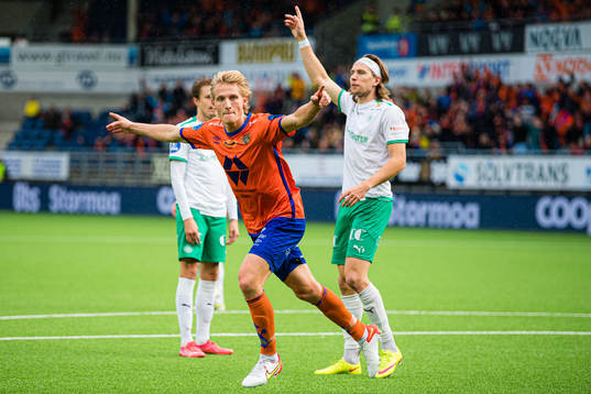Erlend Segberg of Aalesund celebrates