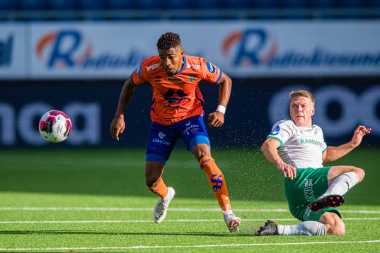 Erikson Spinola Lima of Aalesund and Morten Bjørlo of