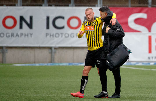 Häckens Alexander Faltsetas lämnar skadad