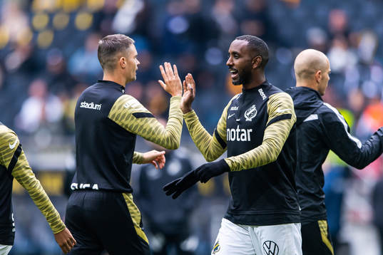 s Mikael Lustig och Henok Goitom