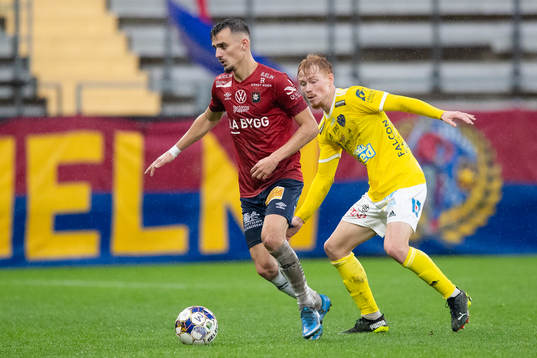 Örgrytes Ajdin Zeljkovic och Falkenbergs Linus Borgström