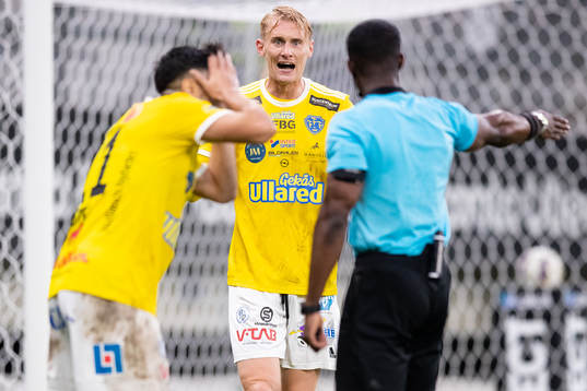Falkenbergs Ludvig Öhman Silwerfeldt reagerar på
