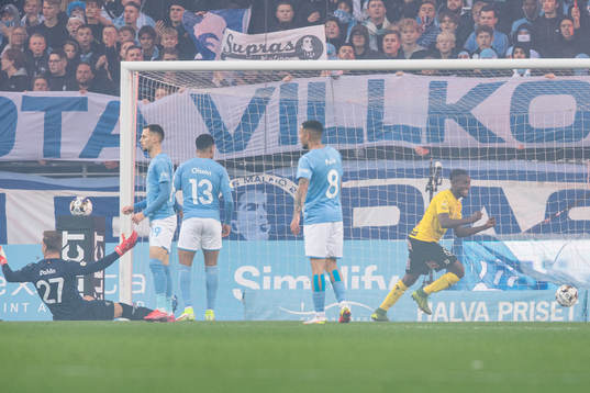 Malmö FFs målvakt Johan Dahlin, Veljko Birmancevic,