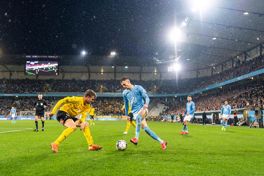 Mjällbys Joel Nilsson och Malmö FFs Veljko Birmancevic