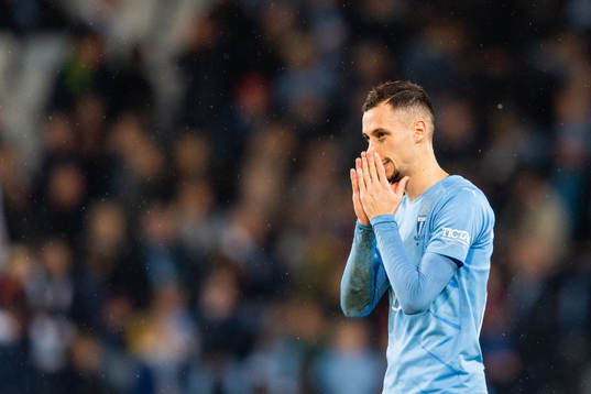 Malmö FFs Veljko Birmancevic deppar