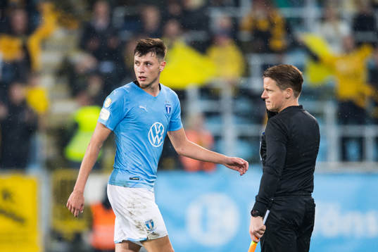 Malmö FFs Anel Ahmedhodzic deppar
