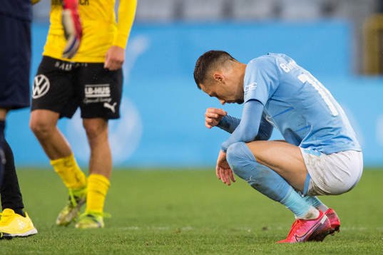 Malmö FFs Veljko Birmancevic deppar