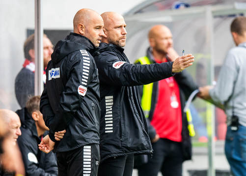 Kalmars assisterande tränare Stefan Larsson och tränare