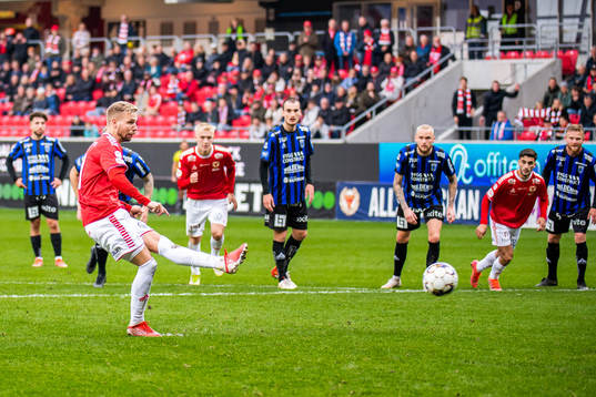 Kalmars Jonathan Ring gör 3-1 på straff
