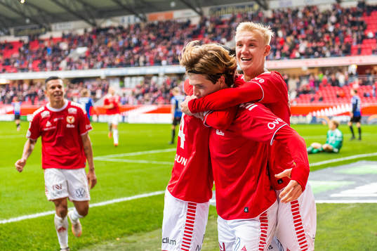 Bläddra bland fler bilder av Fotboll, Allsvenskan, Kalmar - Sirius