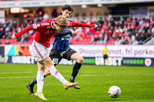 Kalmars Oliver Berg gör 2-1