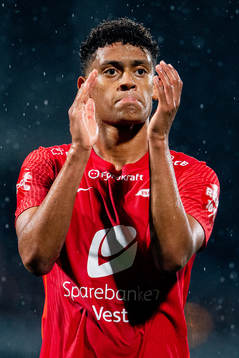 Japhet Sery Larsen of Brann looks dejected