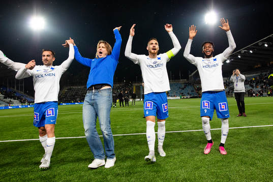 Marcus Krunegård firar segern mot Hammarby  med
