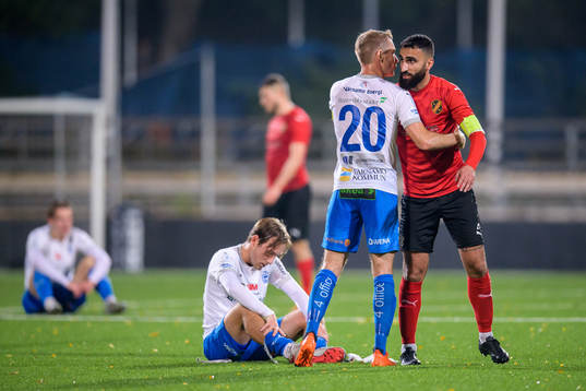 Värnamos William Kenndal och Freddy Winsth deppar