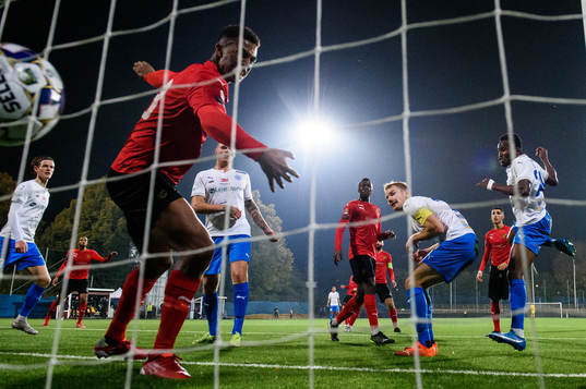 Värnamos Christian Moses gör 1-1