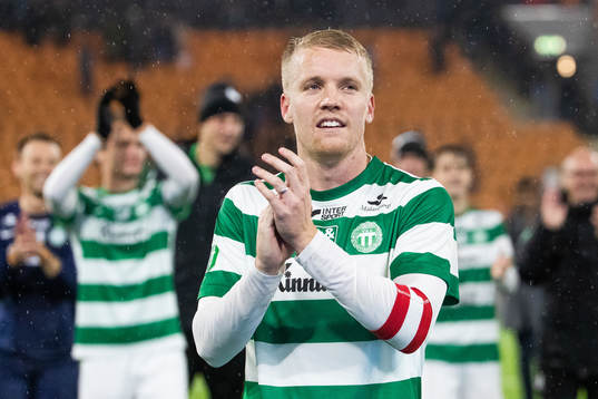 Västerås Simon Johansson tackar publiken