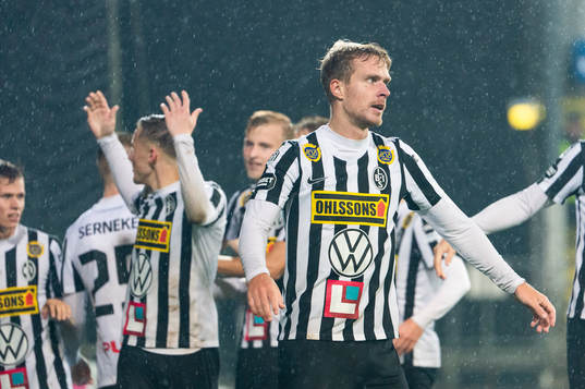 Landskronas spelare jublar