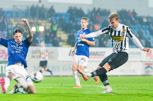Landskronas Linus Olsson gör 0-2