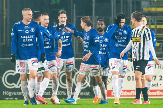 Trelleborgs Isak Jönsson jublar