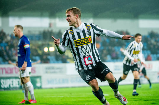 Landskronas Linus Olsson jublar