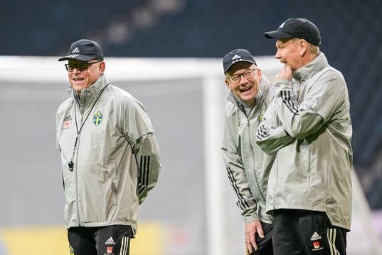 head coach Janne Andersson, Lasse Jacobsson and assistant