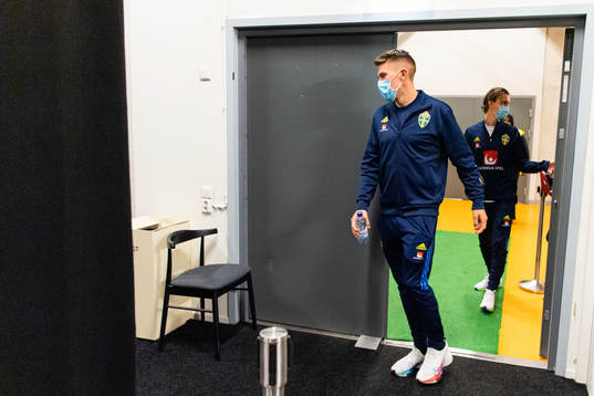 Viktor Gyökeres and Kristoffer Olsson of the Swedish