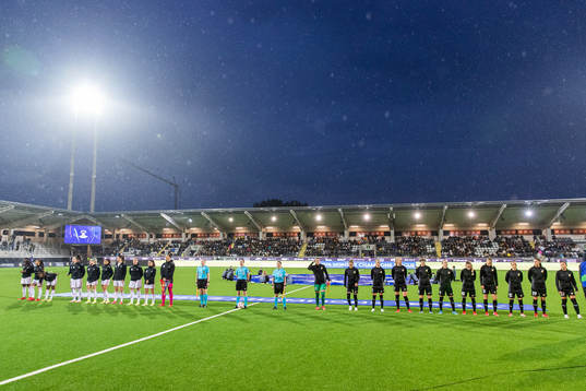Players of Lyon and of Häcken